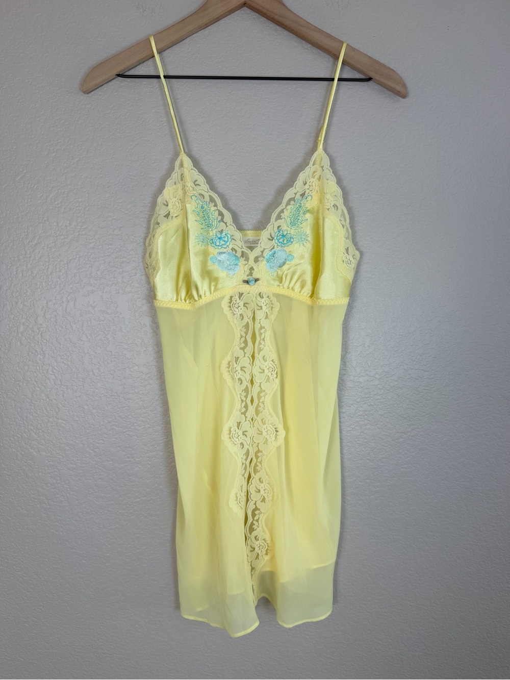 Vintage Secret Treasures Yellow Floral Coquette Chemise Slip Nightgown Medium